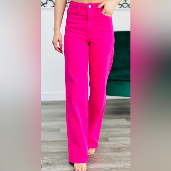 NWT - Judy Blue - Hot Pink High Waist Straight Women's Jeans - Size 13/31 - Picture 2 of 5